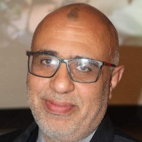 دكتور مصطفى قاسم جراحة الفم والاسنان بور سعيددكتور مصطفى قاسم