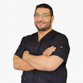 Dr Mahmoud Zakariya Spine Surgery Sheikh Zayed CityDr Mahmoud Zakariya