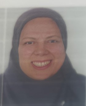 دكتورة لبني امام