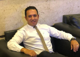 Dr Ahmed Khaled Dental Implants and ProsthodonticsDr Ahmed Khaled
