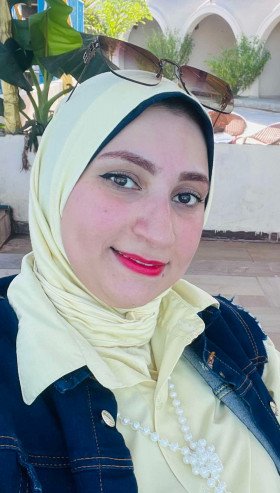 Dr Nashwa Mamdouh Dental Implants and AestheticsDr Nashwa Mamdouh