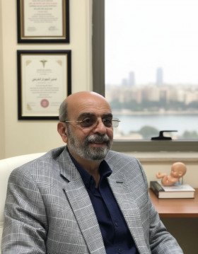 دكتور ايمن ثروت بديع