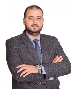 دكتور عمرو عبد السميع