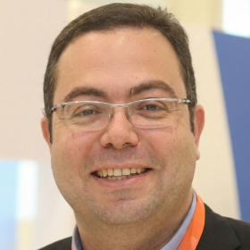 دكتور محمود فاروق